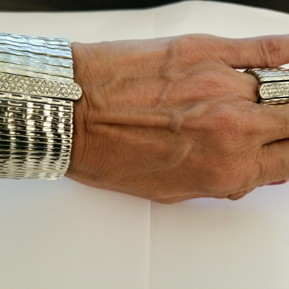 Beautiful bracelet and ring set,Pave crystal stons